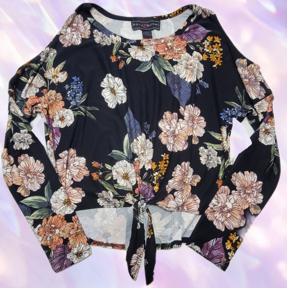 Floral Top - Picture 6 of 10